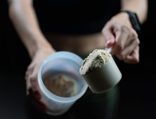 Proteine in polvere: riconoscere le migliori per evitare effetti collaterali
